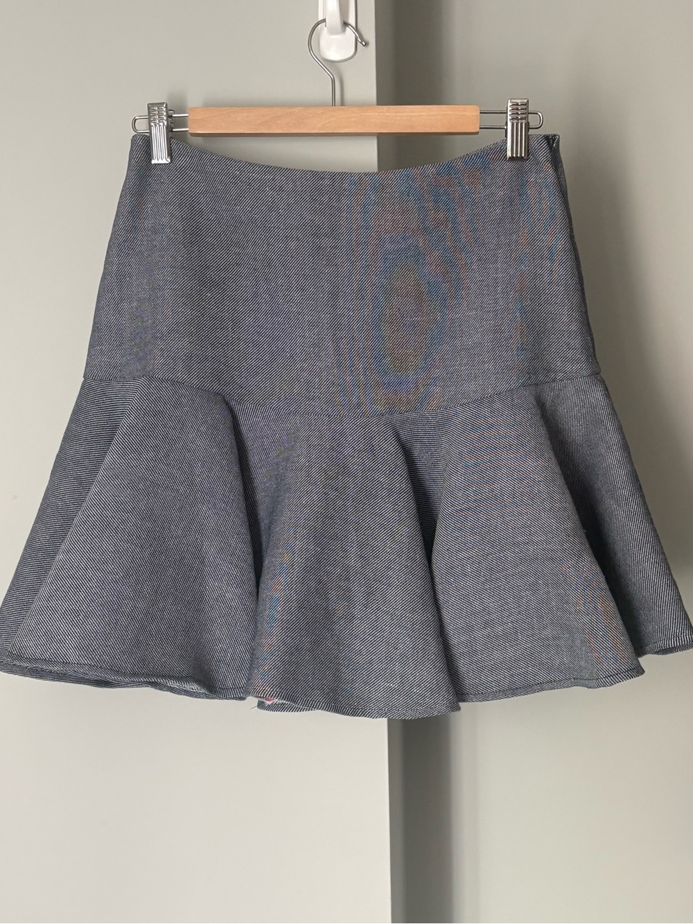 MILLY Grey Twill Flounce Mini Skirt Fit & Flare Tartan Lined Made in USA Size 6